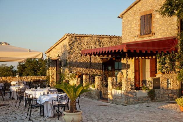 Castello Di Albereto Hotel Trarivi Eksteriør billede